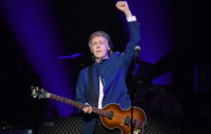 Paul McCartney fait le buzz en balançant un « What the fuck »
